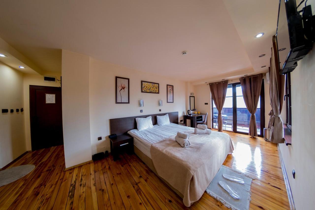 The Hill Hotel Veliko Tarnovo Buitenkant foto